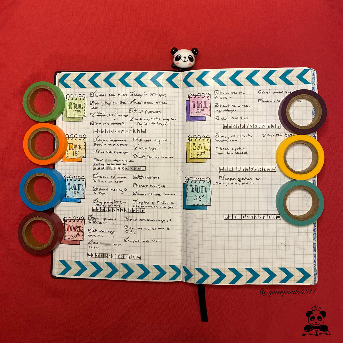 Calendar Themed Weekly Spread